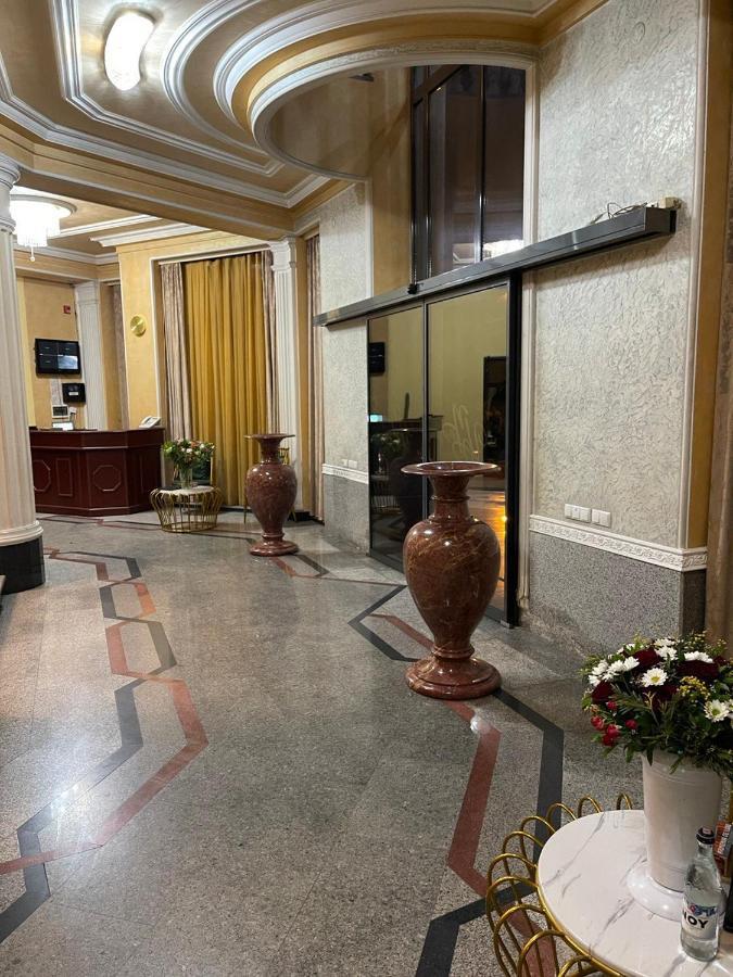 Joy Hotel Apartament Erevan Exterior foto