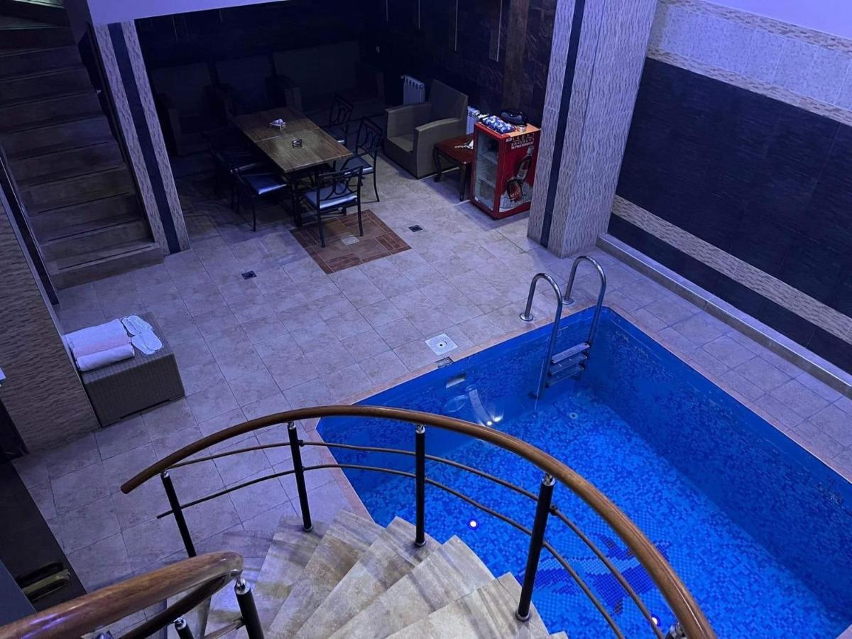 Joy Hotel Apartament Erevan Exterior foto